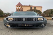 Jeep 自由侠