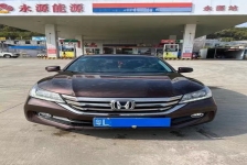 本田 雅阁