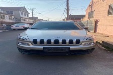 Jeep 自由光
