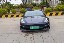 特斯拉 Model 3