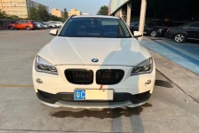 宝马X1