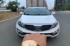 起亚 智跑