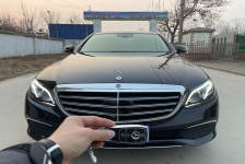 奔驰E级