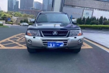 三菱 帕杰罗