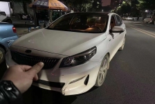 起亚 K4