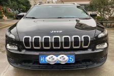 Jeep 自由光