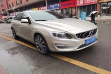 沃尔沃S60(进口)
