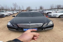 奔驰E级