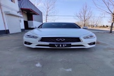 英菲尼迪Q50