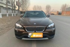 宝马X1