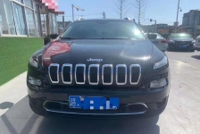 Jeep 自由光