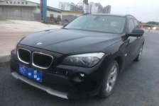 宝马X1