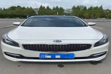 起亚 K4