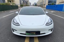 特斯拉 Model 3