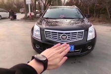 凯迪拉克SRX