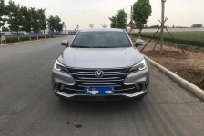 长安轿车 CS85