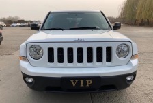 Jeep 自由客