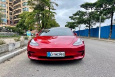 特斯拉 Model 3