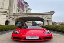 保时捷 718