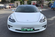 特斯拉 Model 3