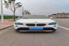宝马X1