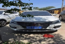 荣威i5