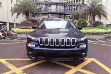 Jeep 自由光