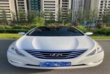 现代 索纳塔八