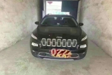 Jeep 自由光