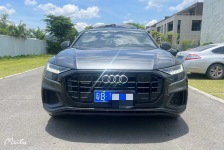 奥迪 Q8