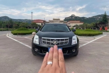 凯迪拉克SRX
