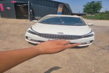起亚K3