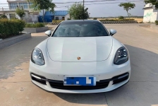 保时捷Panamera