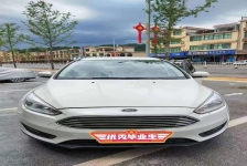福特 福克斯两厢