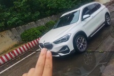 宝马X1