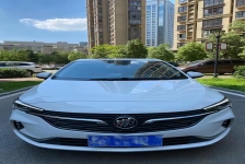 别克 威朗