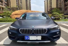 宝马X1