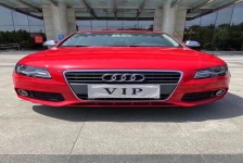 奥迪A4
