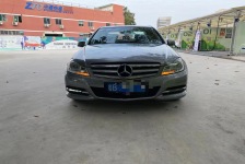奔驰C级