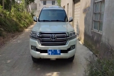 丰田 兰德酷路泽
