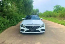 奔驰C级