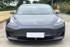 特斯拉 Model 3