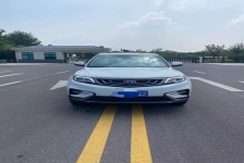 吉利汽车 博越