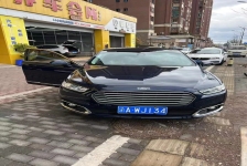 福特 金牛座