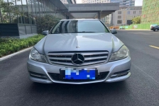 奔驰C级
