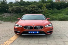 宝马X1