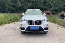 宝马X1