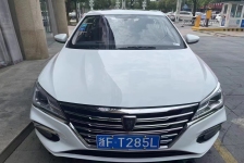 荣威i5