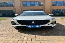 宝骏 RS3
