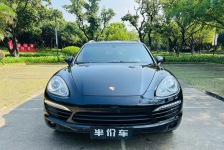 保时捷 卡宴